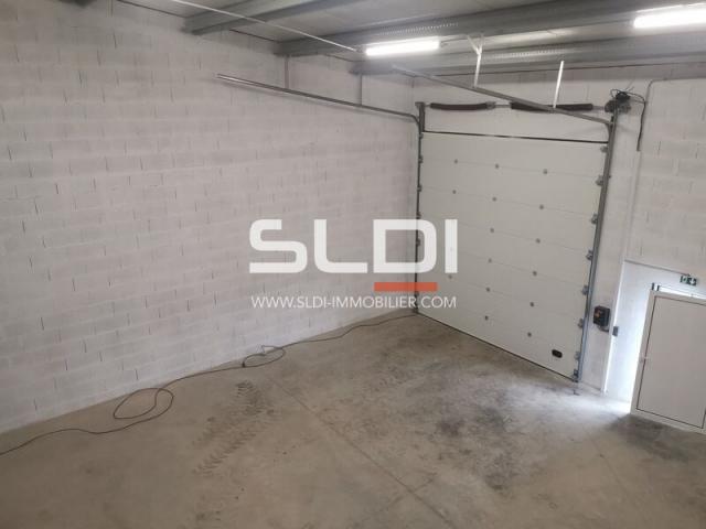 Locaux d'activités A LOUER - VAULX MILIEU - 155 m²