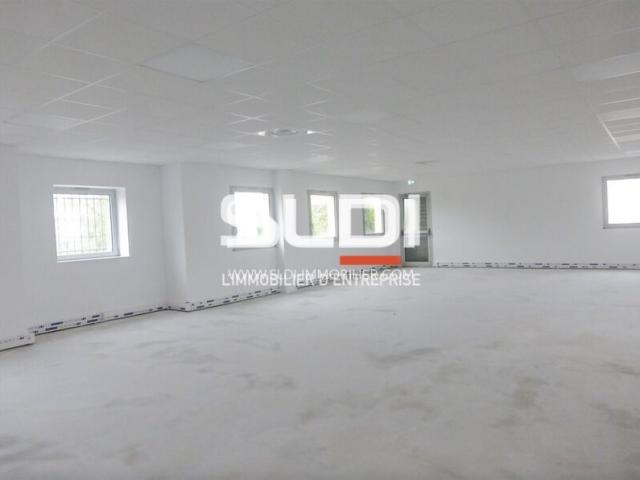 Bureaux A VENDRE - SAINT PRIEST - 167 m²