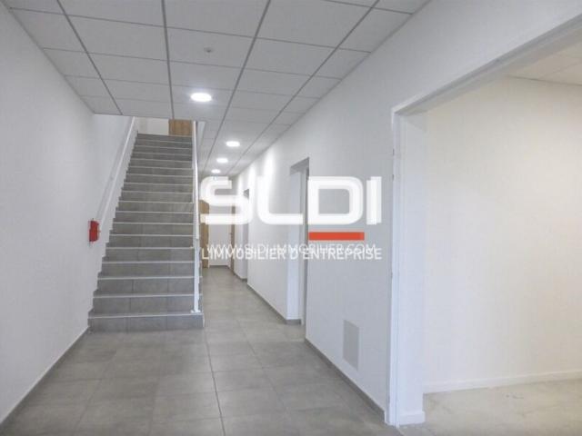 Bureaux A VENDRE - SAINT PRIEST - 167 m²
