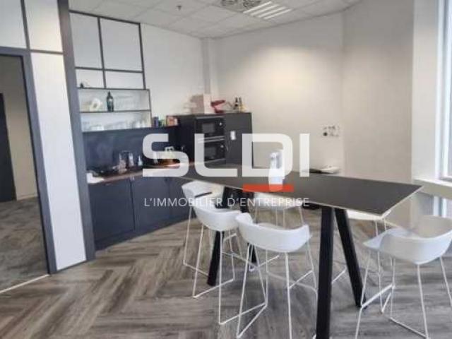 Bureaux A LOUER - LYON - 297 m²