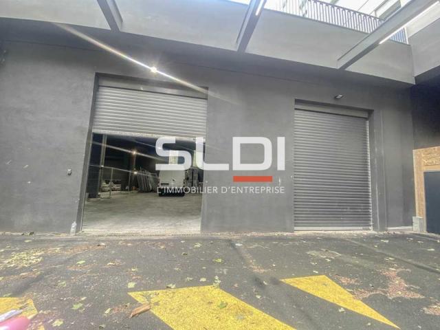 Locaux d'activités A LOUER - VILLEURBANNE - 480 m²