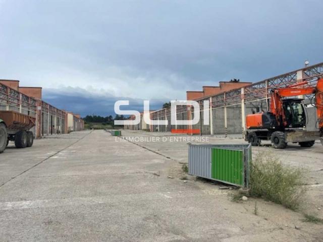Locaux d'activités A LOUER - RILLIEUX LA PAPE - 285 m²