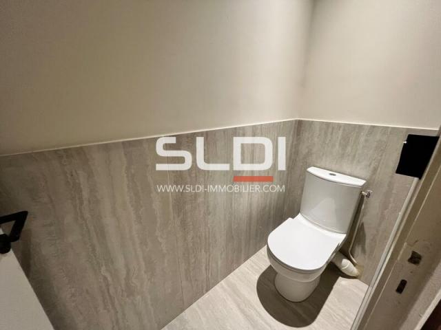 Bureaux A LOUER - LYON - 85 m²