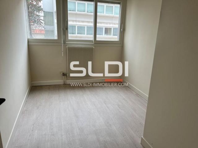 Bureaux A LOUER - LYON - 85 m²