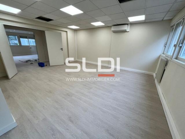 Bureaux A LOUER - LYON - 85 m²