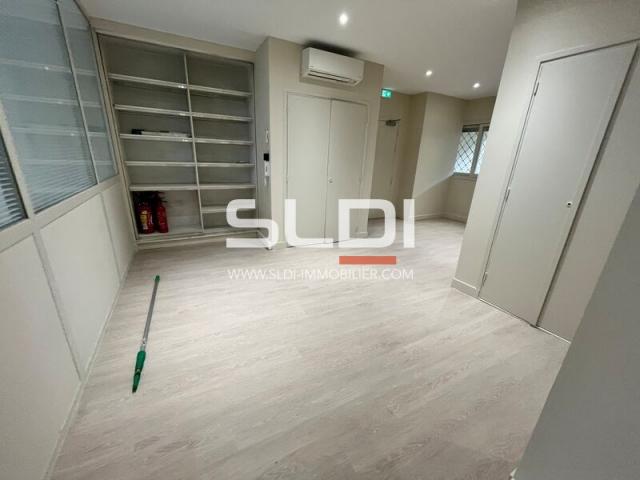 Bureaux A LOUER - LYON - 85 m²