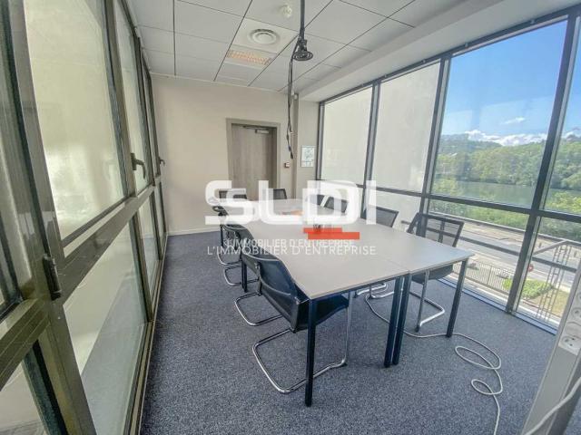 Bureaux A LOUER - LYON - 845 m²