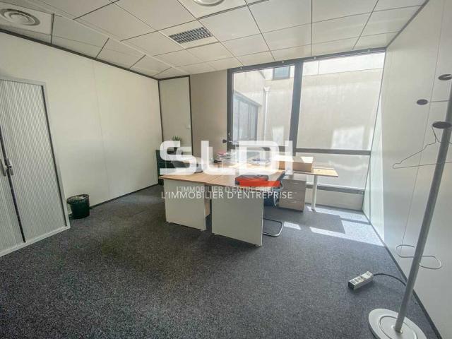 Bureaux A LOUER - LYON - 845 m²