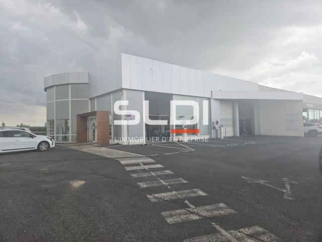Commerces A LOUER - CHALONS EN CHAMPAGNE - 378 m²