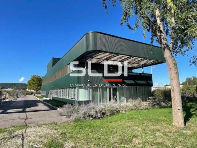 Bureaux A LOUER - BEYNOST - 737 m²