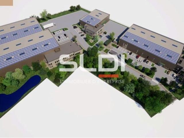Locaux d'activités A LOUER - SAINT PRIEST - 3 957 m²