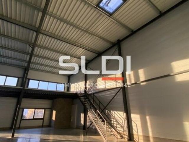 Locaux d'activités A VENDRE - VALENCE - 399 m²