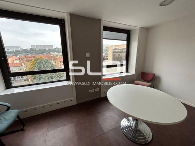 Bureaux A VENDRE - LYON - 204 m²