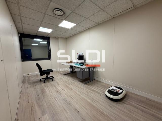 Bureaux A LOUER - SAINT QUENTIN FALLAVIER - 582 m²