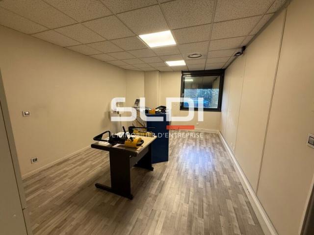 Bureaux A LOUER - SAINT QUENTIN FALLAVIER - 582 m²