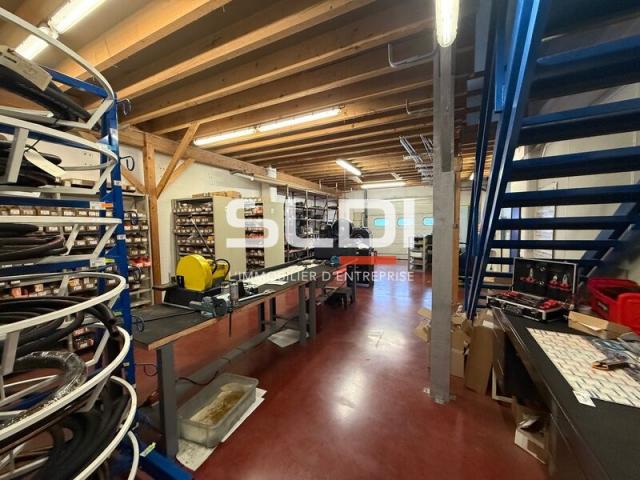 Bureaux A LOUER - SAINT QUENTIN FALLAVIER - 582 m²