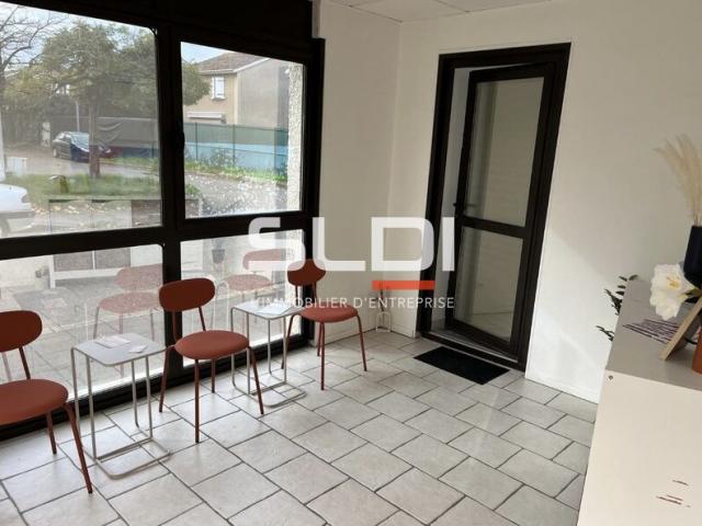 Bureaux A LOUER - CHASSIEU - 32 m²