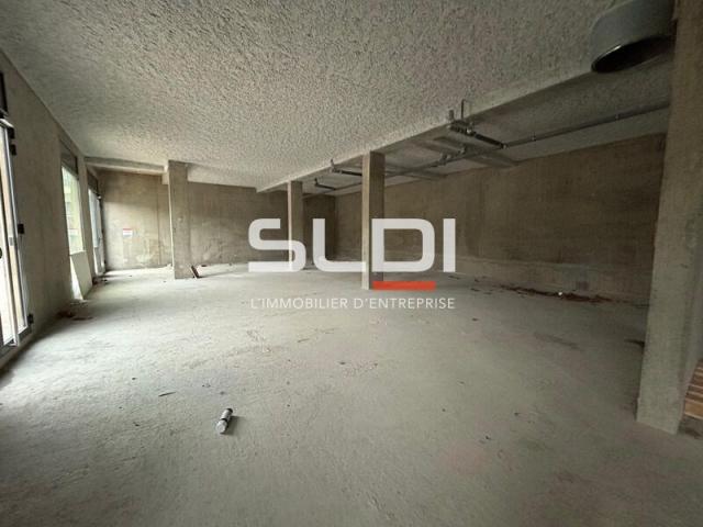 Commerces A VENDRE OU A LOUER - GLEIZE - 349 m²