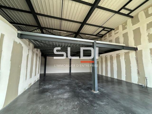 Commerces A LOUER - LIMAS - 434 m²