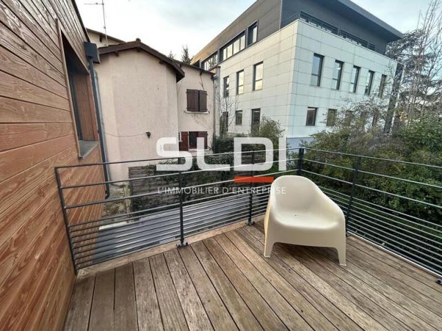 Bureaux A LOUER - CHAMPAGNE AU MONT D'OR - 94 m²