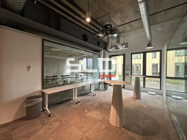  A LOUER - LIMONEST - 5 840 m²