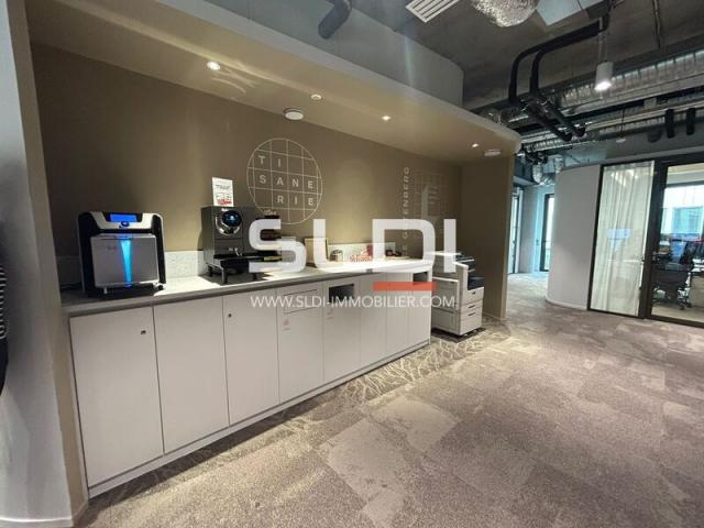 A LOUER - LIMONEST - 5 840 m²