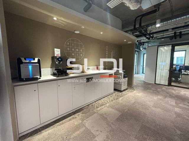 A LOUER - LIMONEST - 5 840 m²
