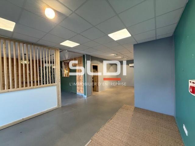 Commerces A LOUER - DIEMOZ - 81 m²