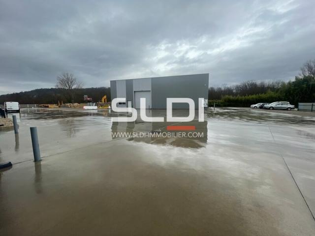 Locaux d'activités A LOUER - VOURLES - 474 m²
