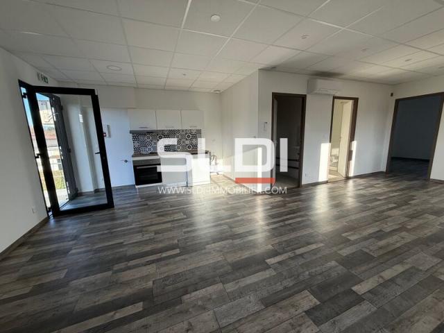 Bureaux A LOUER - HEYRIEUX - 77 m²