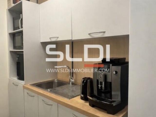 Bureaux A VENDRE - MEYZIEU - 183 m²