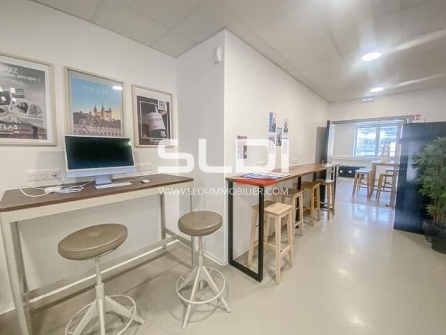 Bureaux A LOUER - LYON - 900 m²