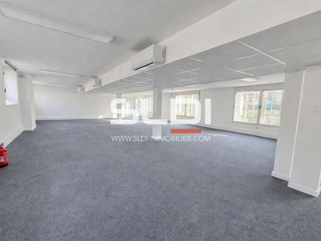 Bureaux A LOUER - LYON - 125 m²