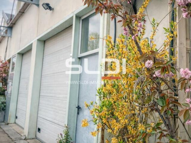 Locaux d'activités A LOUER - VENISSIEUX - 794 m²