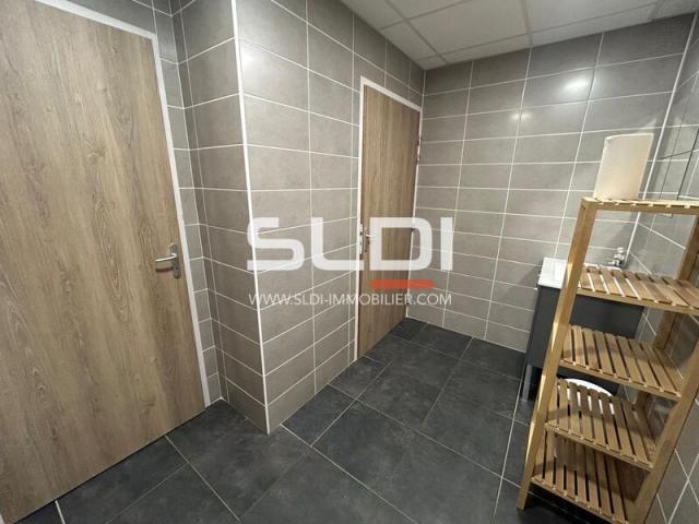 Bureaux A LOUER - GENAY - 124 m²