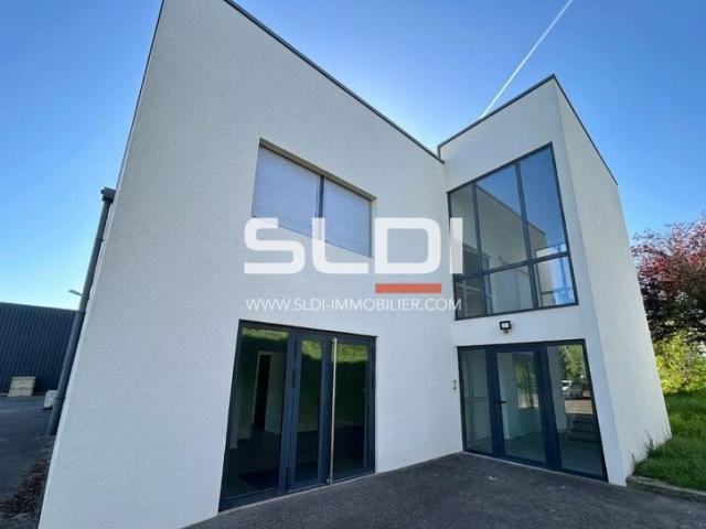Bureaux A LOUER - LA TOUR DE SALVAGNY - 280 m²