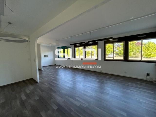 Bureaux A LOUER - LA TOUR DE SALVAGNY - 280 m²