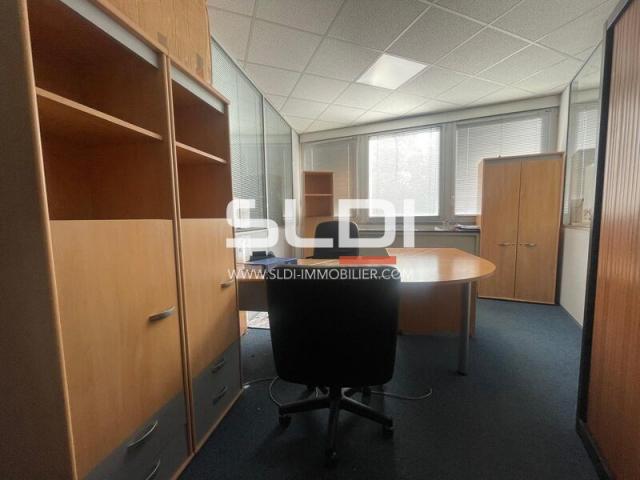 Bureaux A LOUER - ECULLY - 234 m²