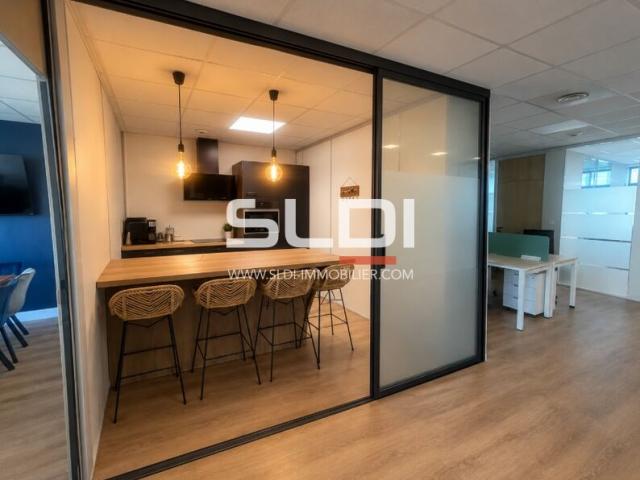 Bureaux A LOUER - LYON - 102 m²