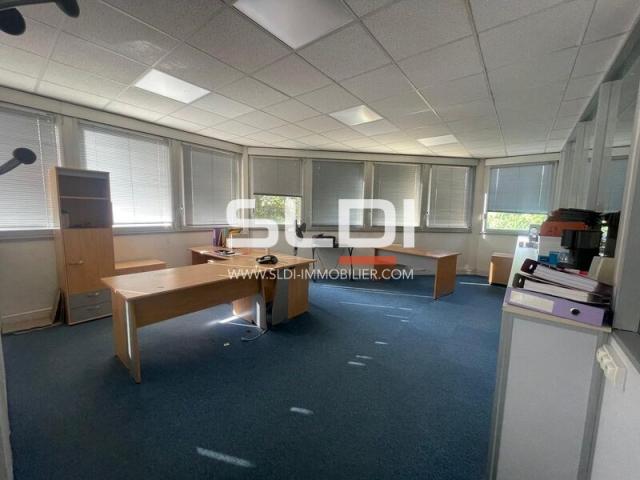 Bureaux A LOUER - ECULLY - 135 m²