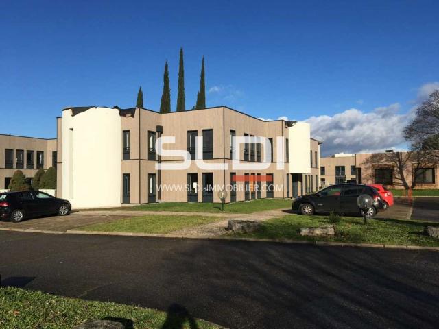Bureaux A LOUER - VENISSIEUX - 225 m²