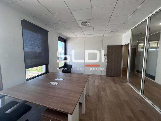 Bureaux A LOUER - GENAS - 47 m²