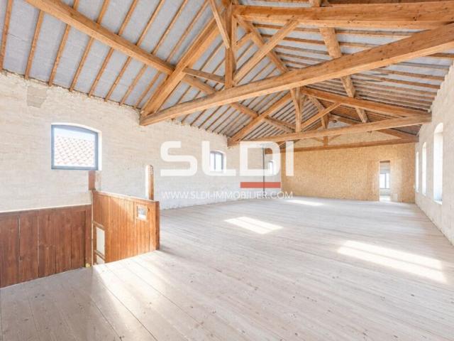 Bureaux A VENDRE - SEREZIN DU RHONE - 983 m²
