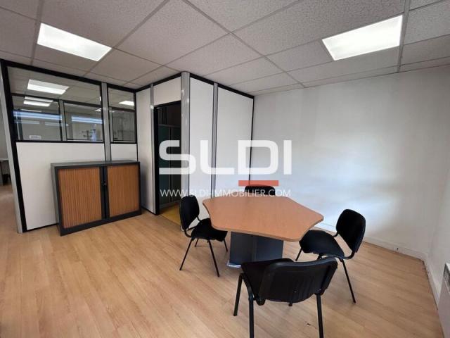Bureaux A VENDRE - LIMAS - 88 m²