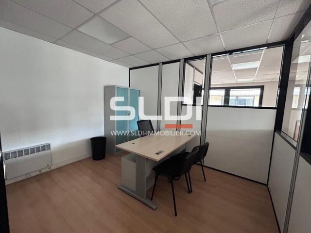 Bureaux A VENDRE - LIMAS - 88 m²