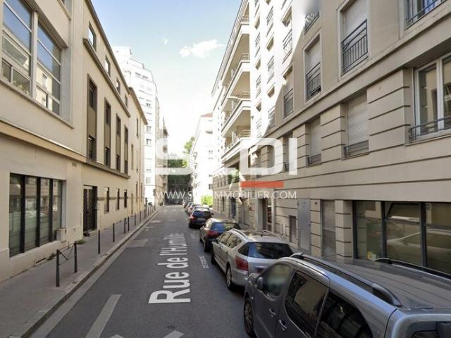 Bureaux A LOUER - LYON - 65 m²
