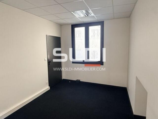 Bureaux A LOUER - LYON - 65 m²