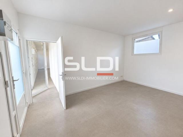 Bureaux A VENDRE - GLEIZE - 90 m²