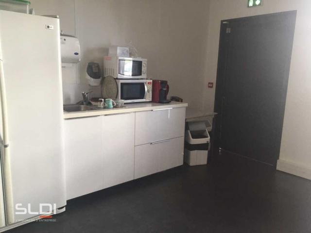 Bureaux A LOUER - SAINT PRIEST - 1 511 m²