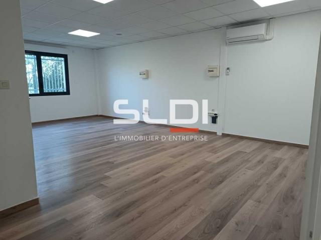 Bureaux A LOUER - MEYZIEU - 16 m²